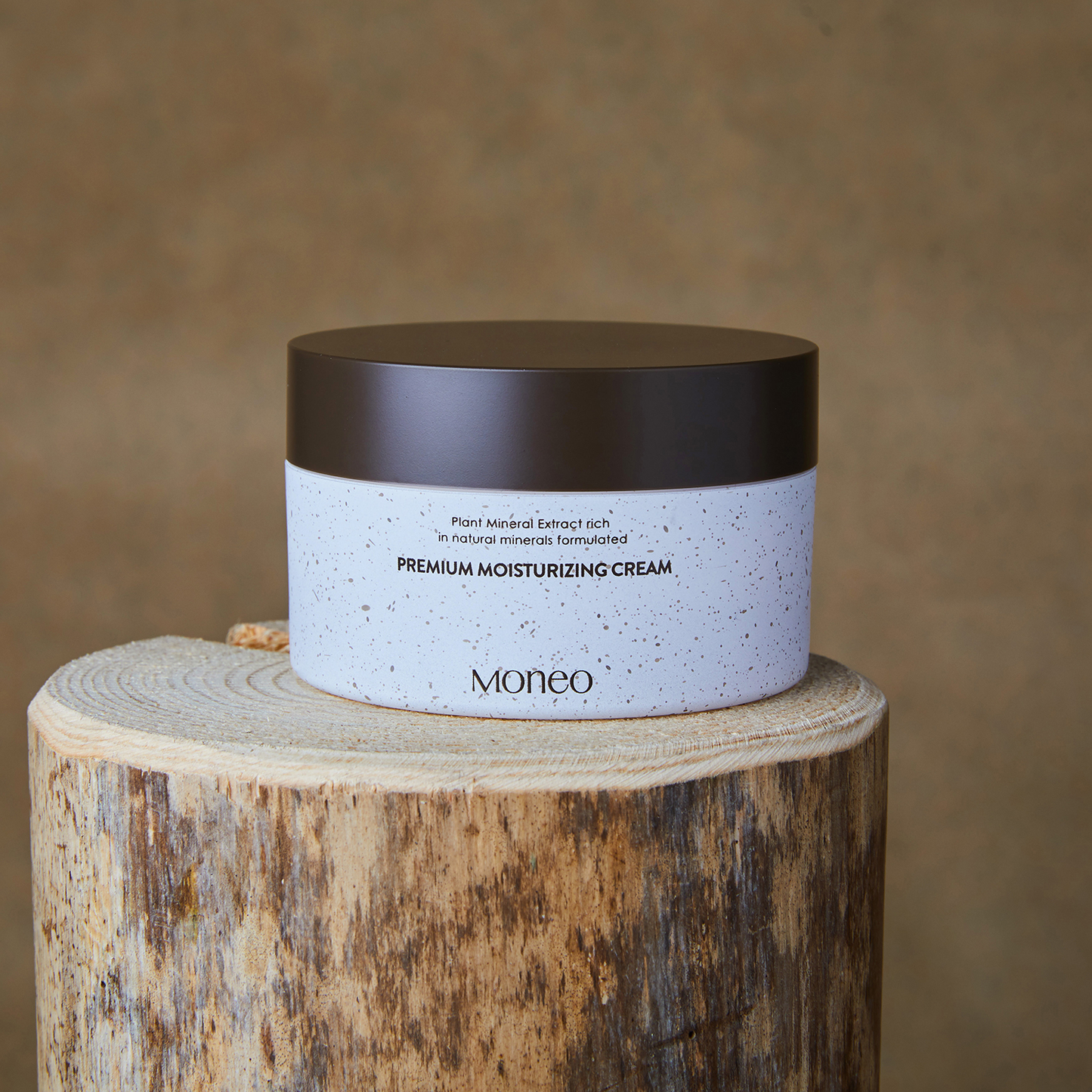 Moneo Premium Moisturizing Cream